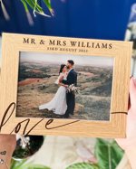 Personalised Mr and Mrs Wedding Gift Photo Frame | Anniversary Gift, Engraved Wooden Picture Frame with Date, Couples Engagement